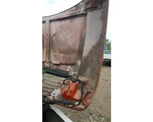 GMC C6500 Hood