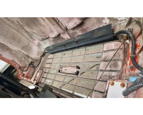 GMC C6500 Hood