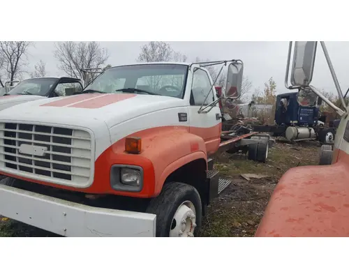 GMC C6500 Hood
