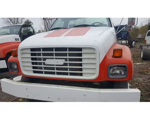 GMC C6500 Hood