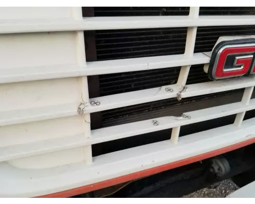 GMC C6500 Hood