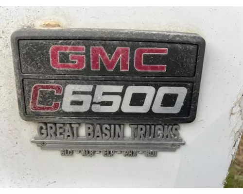 GMC C6500 Hood