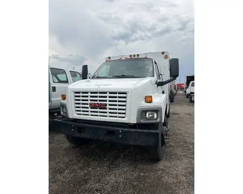 GMC C6500 Hood