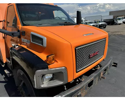 GMC C6500 Hood