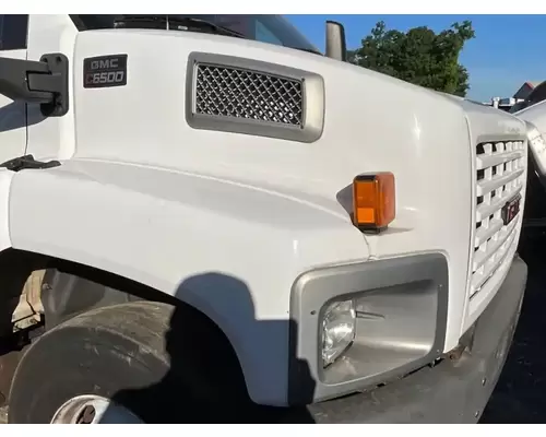 GMC C6500 Hood