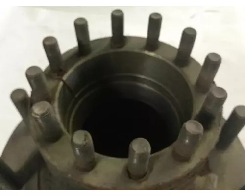 GMC C6500 Hub