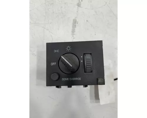 GMC C6500 Instrument Cluster