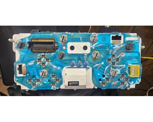 GMC C6500 Instrument Cluster