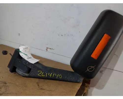 GMC C6500 MIRROR ASSEMBLY CABDOOR