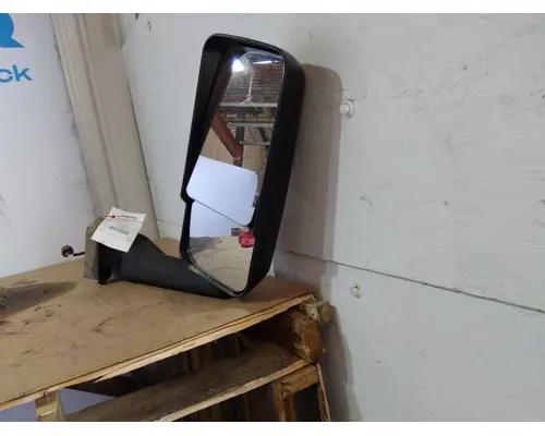 GMC C6500 MIRROR ASSEMBLY CABDOOR