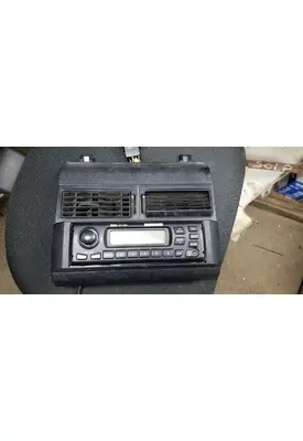 GMC C6500 Radio