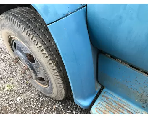 GMC C6 Fender