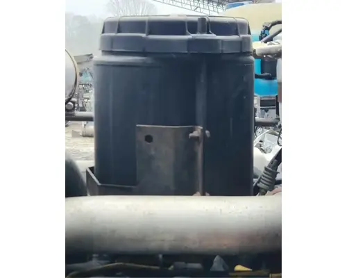 GMC C7000 Topkick Air Cleaner