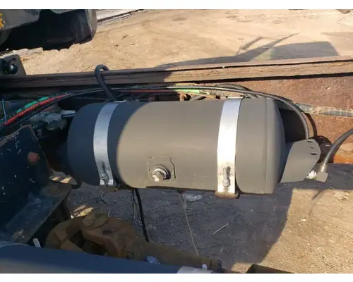 GMC C7000 Topkick Air Tank