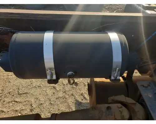 GMC C7000 Topkick Air Tank