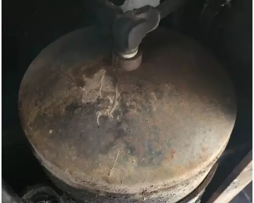 GMC C7000 Topkick Air Tank