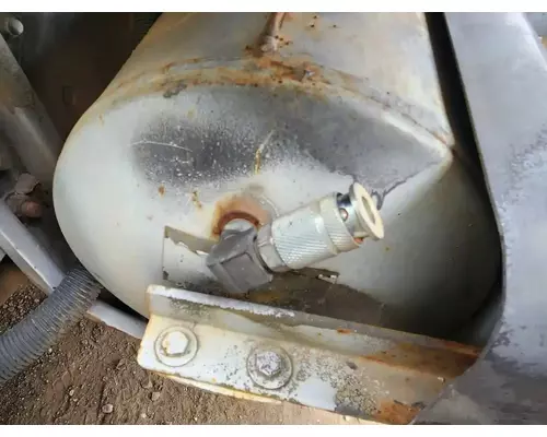 GMC C7000 Topkick Air Tank