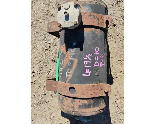 GMC C7000 Topkick Air Tank