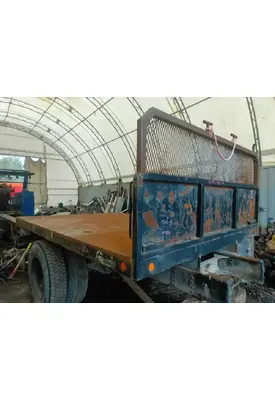 GMC C7000 Topkick Box / Bed