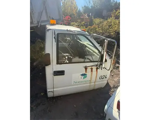 GMC C7000 Topkick Cab