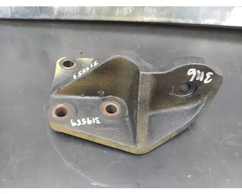 GMC C7000 Topkick Engine Mounts