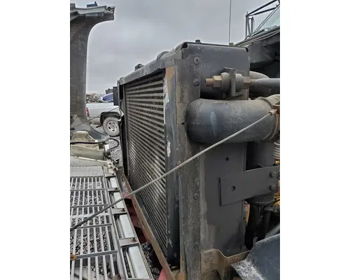 GMC C7000 Topkick Radiator