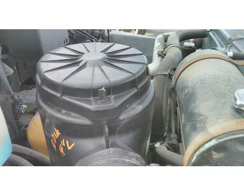 GMC C7000 AIR CLEANER