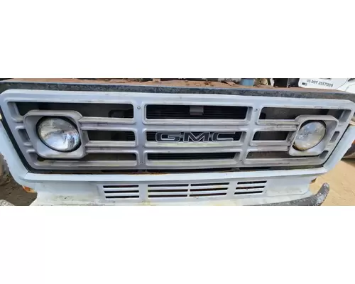 GMC C7000 Grille