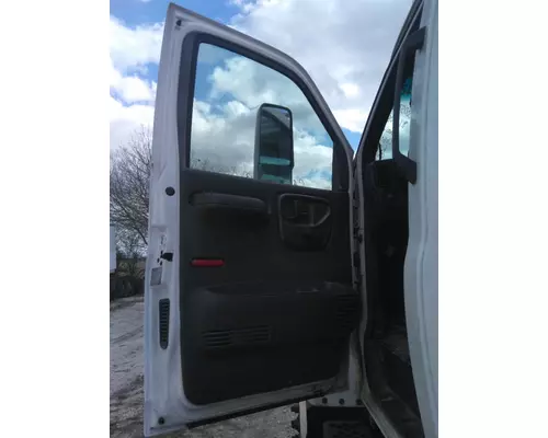GMC C7500 2003-2010 DOOR ASSEMBLY, FRONT