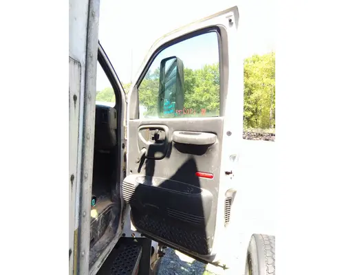 GMC C7500 2003-2010 DOOR ASSEMBLY, FRONT