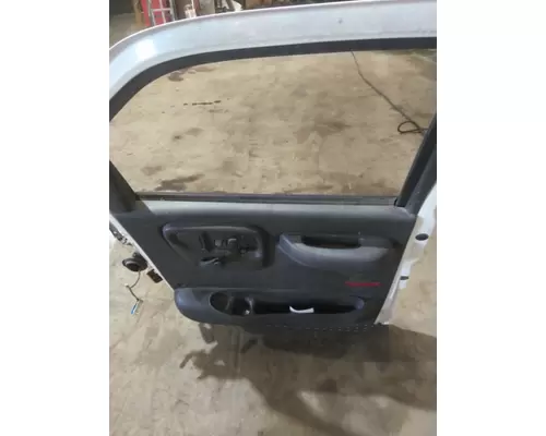 GMC C7500 2003-2010 DOOR ASSEMBLY, FRONT