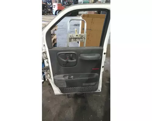 GMC C7500 2003-2010 DOOR ASSEMBLY, FRONT
