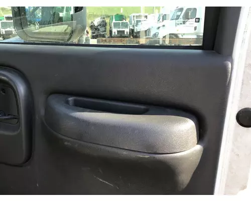 GMC C7500 2003-2010 DOOR ASSEMBLY, FRONT
