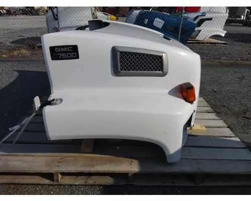 GMC C7500 2003-2010 HOOD