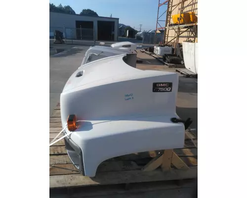 GMC C7500 2003-2010 HOOD
