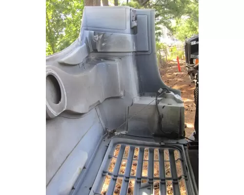 GMC C7500 2003-2010 HOOD