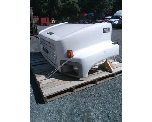 GMC C7500 2003-2010 HOOD