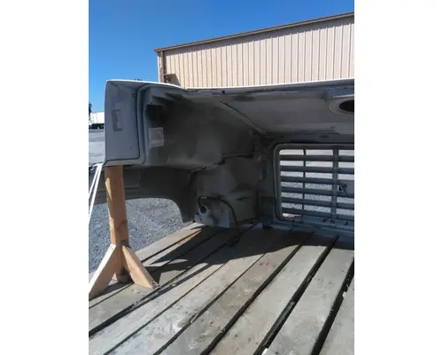 GMC C7500 2003-2010 HOOD