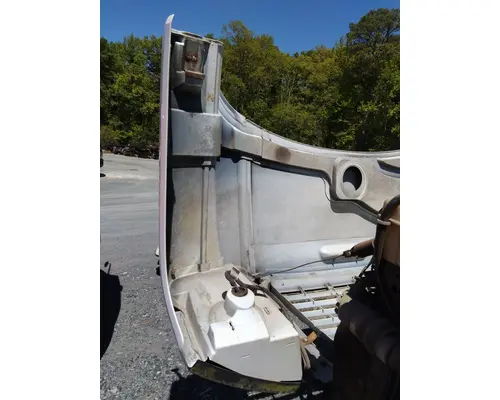 GMC C7500 2003-2010 HOOD