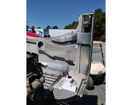 GMC C7500 2003-2010 HOOD