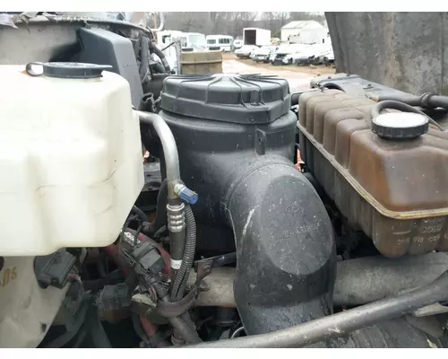 GMC C7500 Air Cleaner