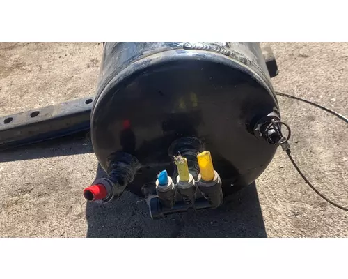 GMC C7500 Air Tank