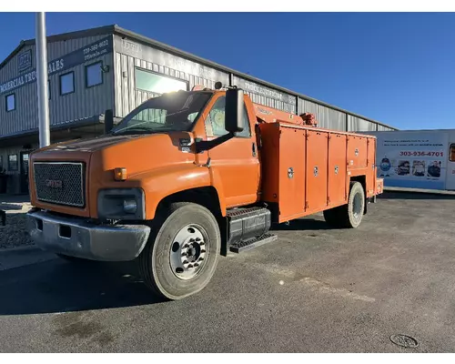 GMC C7500 Air Tank