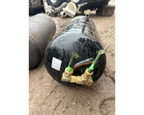 GMC C7500 Air Tank