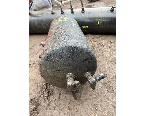 GMC C7500 Air Tank