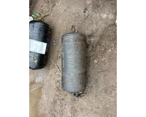 GMC C7500 Air Tank