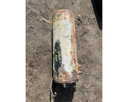 GMC C7500 Air Tank