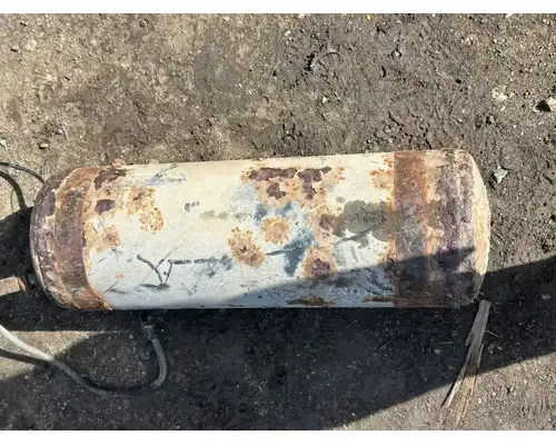 GMC C7500 Air Tank