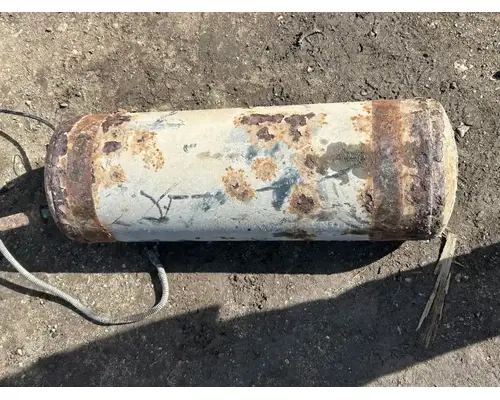GMC C7500 Air Tank