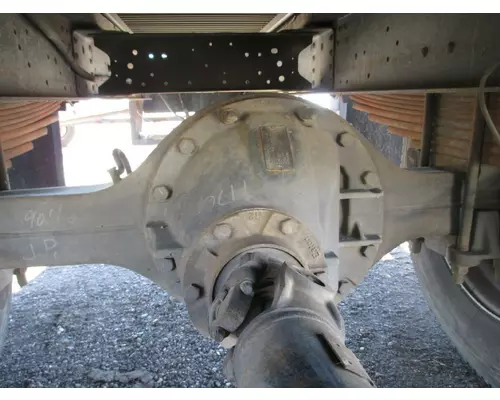 GMC C7500 Axle Assembly, Rear
